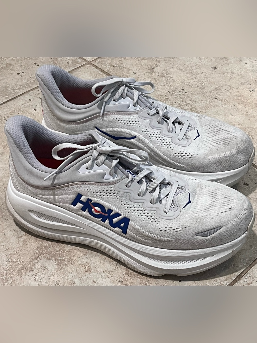 Hoka Bondi 9 Running Sneakers Mens 12 EE Wide White Shoes Gym Run EUC MINT!